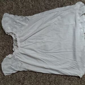 Size small LOFT T-Shirt with lace short arms